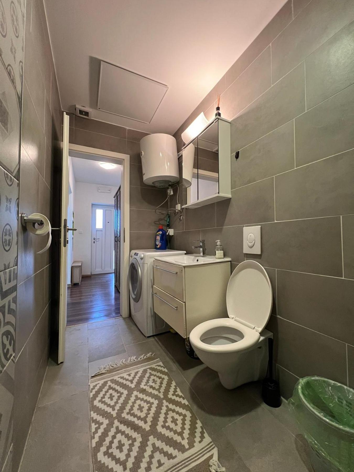 Lovely Ljubljana Appartement Buitenkant foto