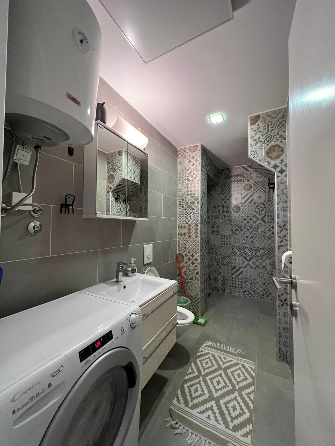 Lovely Ljubljana Appartement Buitenkant foto